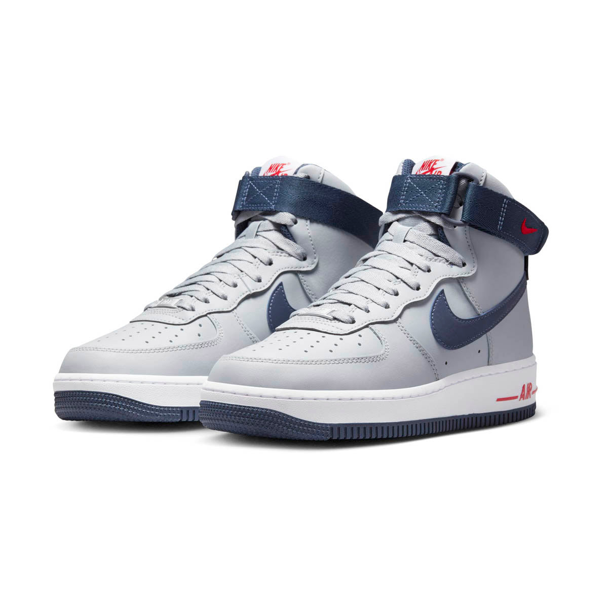 Nike Women's Air Force 1 High SE Shoes